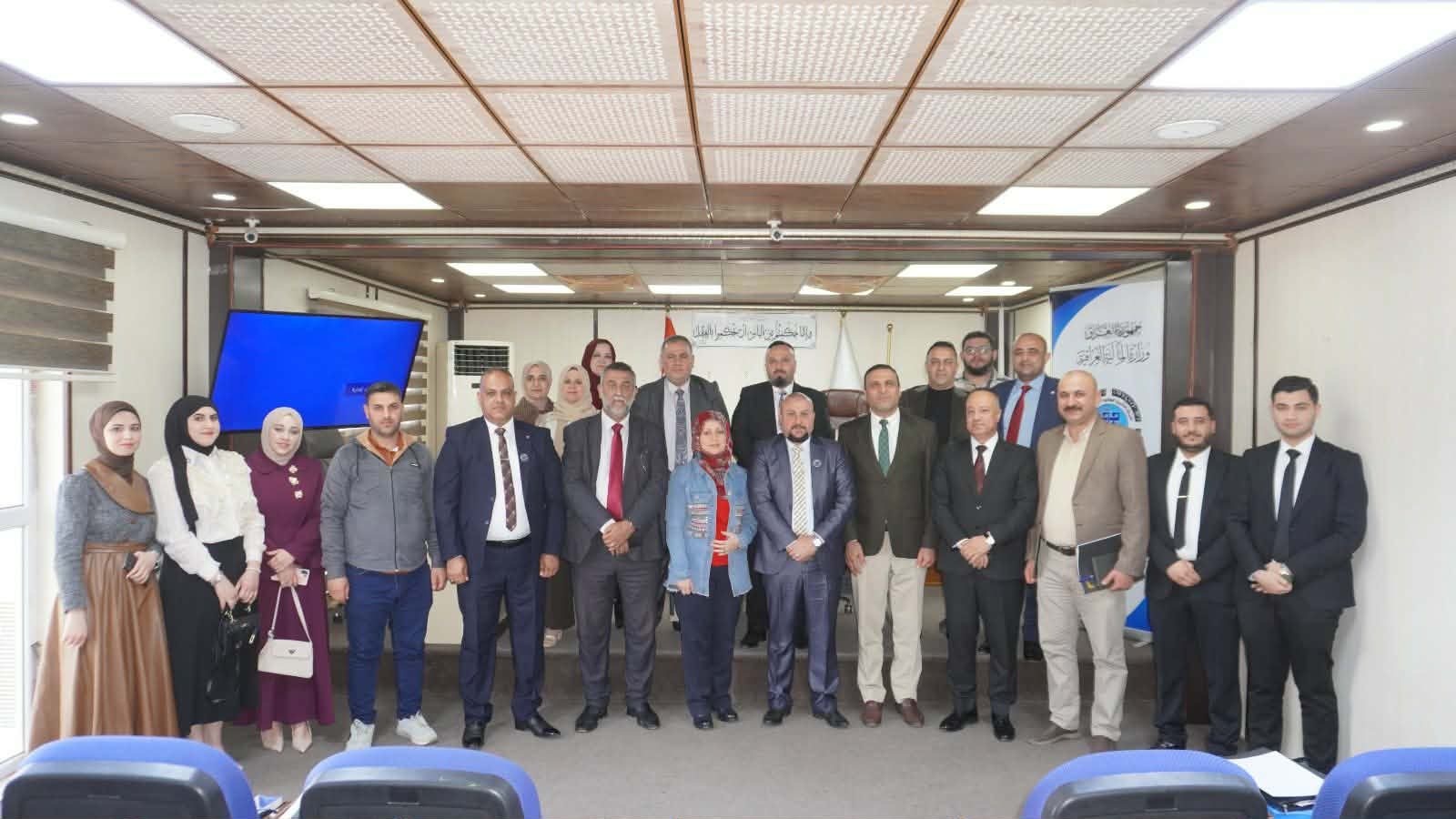 ( شركة التأمين الوطنية / فرع نينوى تقيم ورشة عمل في كلية الحقوق بجامعة الموصل ) 