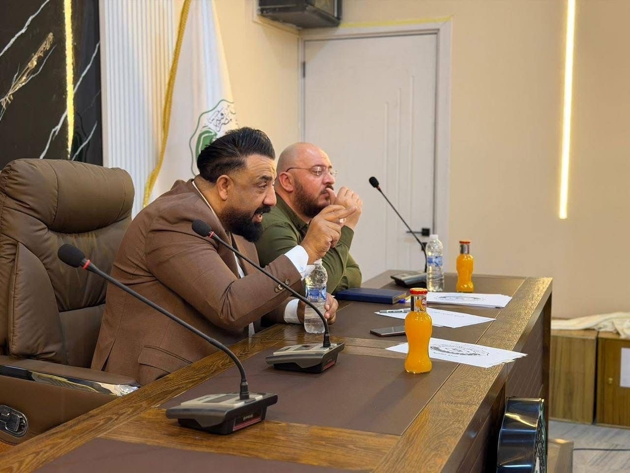 ( شركة التأمين الوطنية تقيم ورشة عمل حول أنواع وثائق التأمين في مقر الشركة العراقية للخدمات المصرفية )